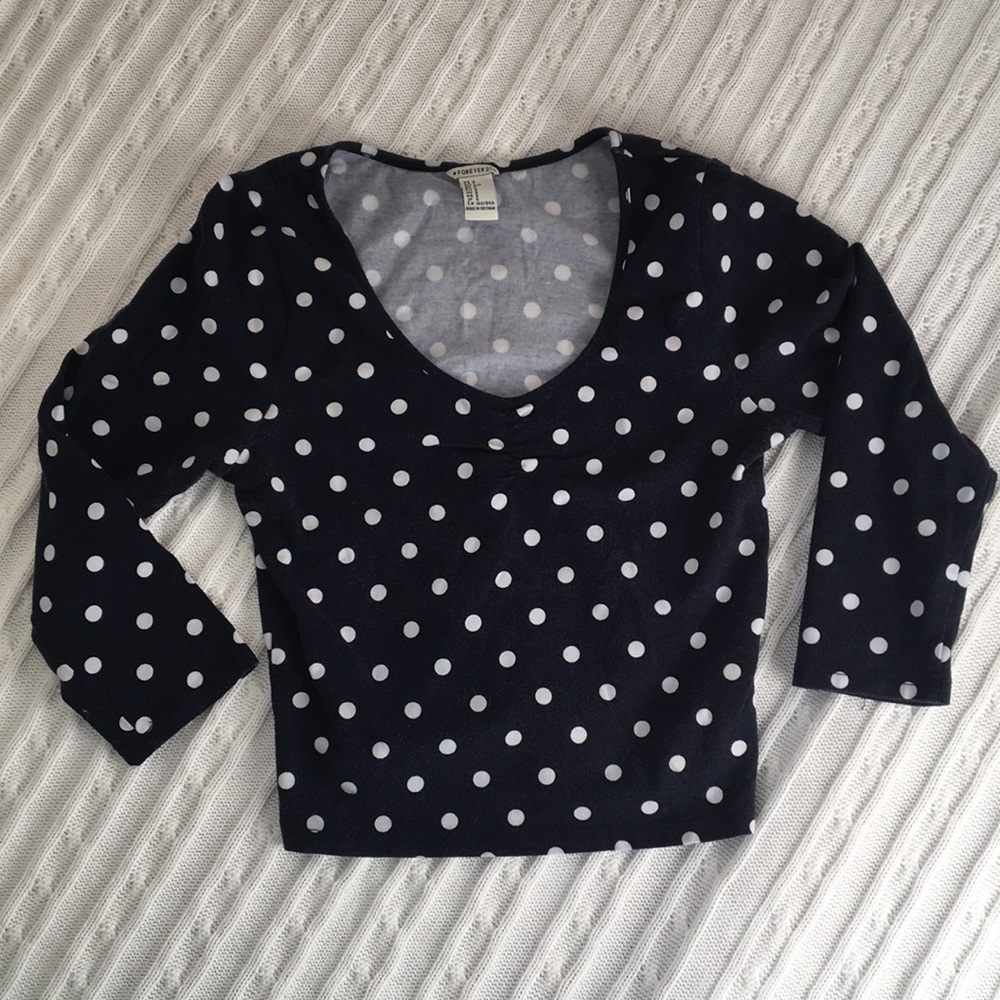 LIKE NEW Forever 21 polka dot crop top - size S